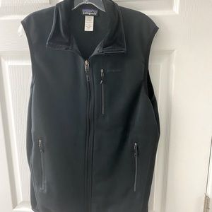 Men’s Patagonia Vest - Large
